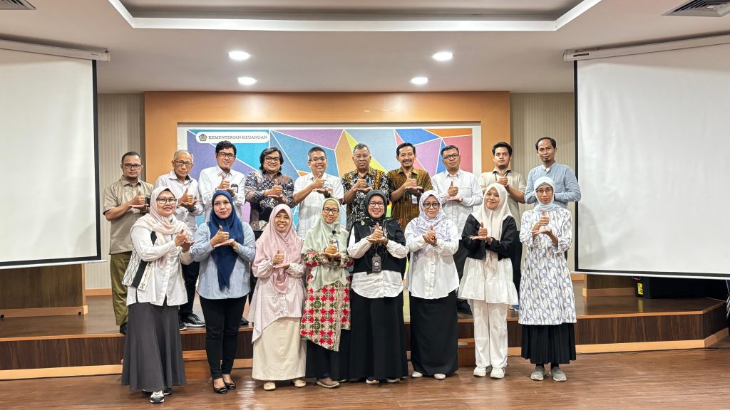 Perkuat Industri Halal, Kepala LPH-PPH Unhas Jadi Narasumber FGD KNEKS di Makassar